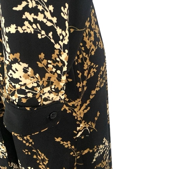 Becky & Max Long Sleeved Floral Tie Waist Wrap Dress - Picture 6 of 9